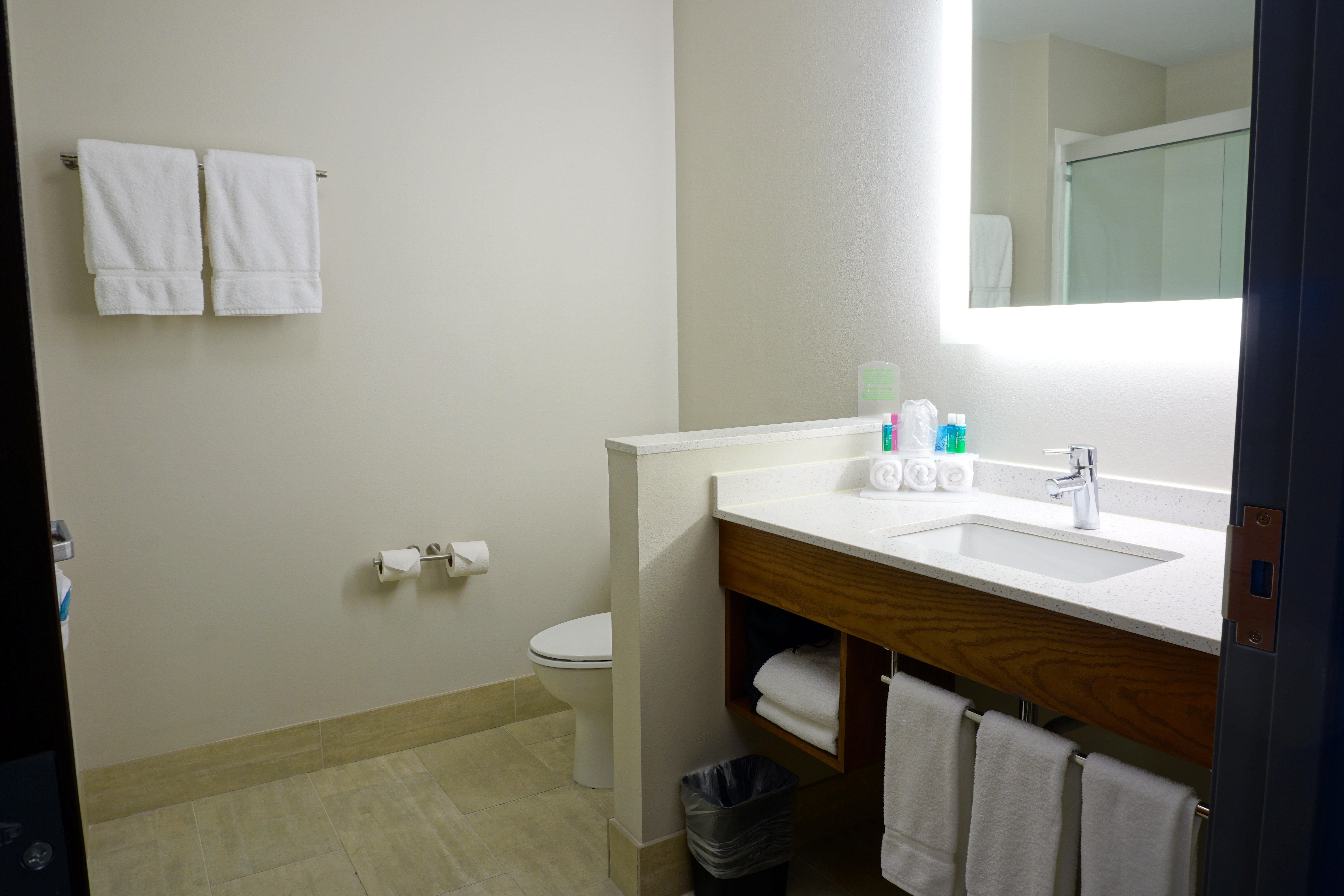 Holiday Inn Express & Suites Omaha - Millard Area By Ihg Eksteriør bilde