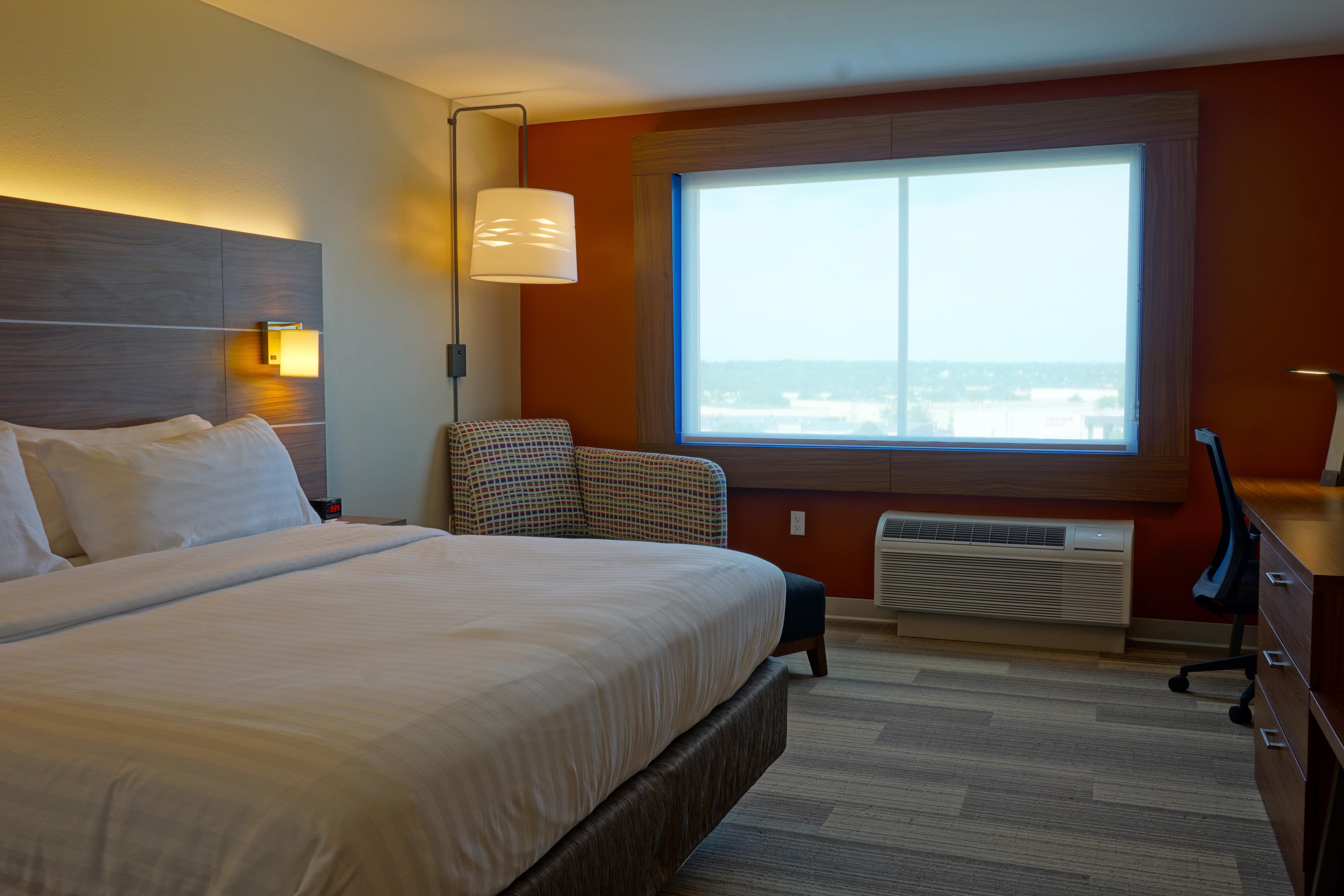 Holiday Inn Express & Suites Omaha - Millard Area By Ihg Eksteriør bilde