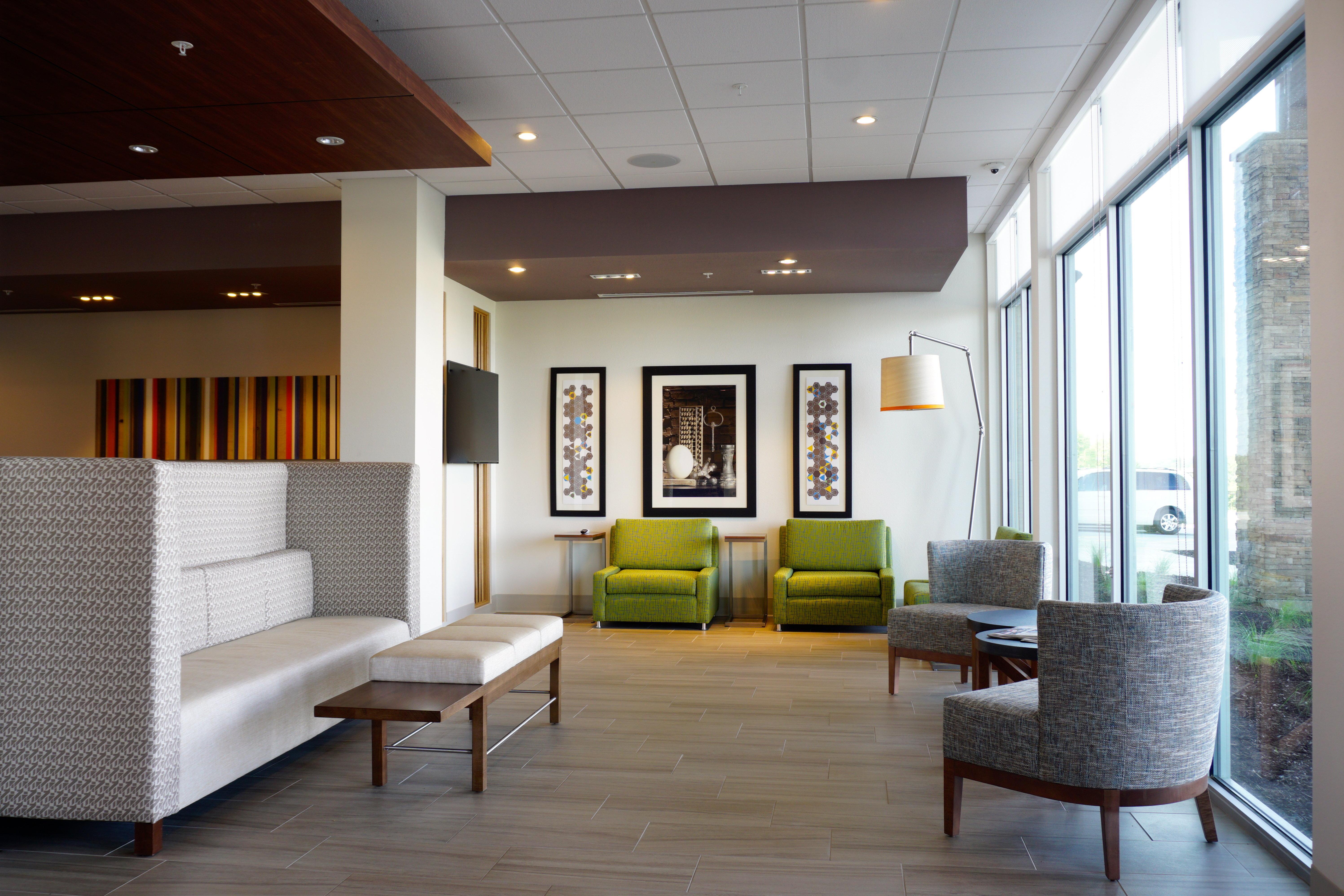 Holiday Inn Express & Suites Omaha - Millard Area By Ihg Eksteriør bilde